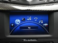 Maserati GranTurismo SPORT 4.7 V8 MC CARBON ČR - 30