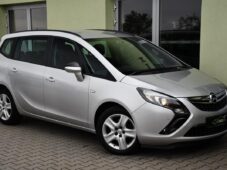 Opel Zafira TOURER 1.4T PO ROZVODECH 7MÍST - 1