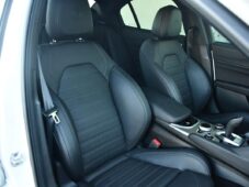 Alfa Romeo Giulia 2.0Turbo206kW AT8-Q4 Veloce - 13