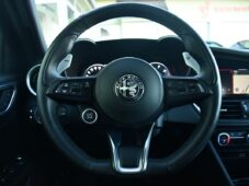 Alfa Romeo Giulia 2.0Turbo206kW AT8-Q4 Veloce - 27