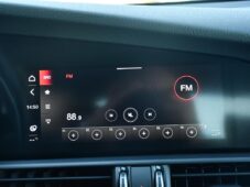 Alfa Romeo Giulia 2.0Turbo206kW AT8-Q4 Veloce - 35