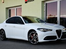 Alfa Romeo Giulia 2.0Turbo206kW AT8-Q4 Veloce - 6