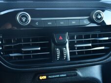 Ford Kuga 2.5 HEV AWD ST-Line ČR ZÁRUKA - 32