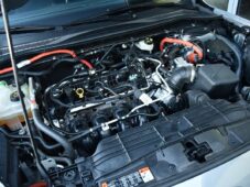 Ford Kuga 2.5 HEV AWD ST-Line ČR ZÁRUKA - 48