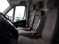 Peugeot Boxer 2.2HDI 140 3300 L2H2 ČR 1.MAJ - 11