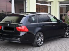 BMW Řada 3 330d xDrive M-PAKET PANO A/T - 3