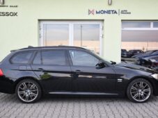 BMW Řada 3 330d xDrive M-PAKET PANO A/T - 11