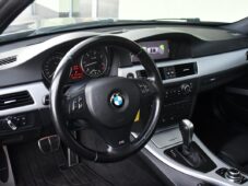 BMW Řada 3 330d xDrive M-PAKET PANO A/T - 14