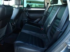 Volkswagen Touareg 3.0TDi V6 R-LINE 4M ACC TAŽNÉ - 17