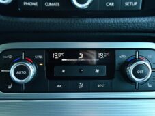 Volkswagen Touareg 3.0TDi V6 R-LINE 4M ACC TAŽNÉ - 28