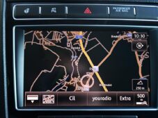 Volkswagen Touareg 3.0TDi V6 R-LINE 4M ACC TAŽNÉ - 29