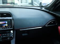 Jaguar F-Pace 20d AWD PANO 2XKOLA - 8