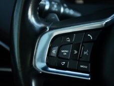 Jaguar F-Pace 20d AWD PANO 2XKOLA - 23