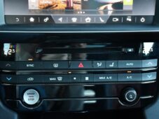 Jaguar F-Pace 20d AWD PANO 2XKOLA - 25