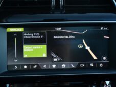 Jaguar F-Pace 20d AWD PANO 2XKOLA - 29