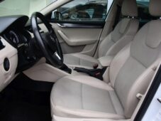 Škoda Octavia 2.0TDi STYLE+ 4X4 ACC DSG - 12