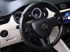 Škoda Octavia 2.0TDi STYLE+ 4X4 ACC DSG - 15