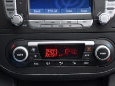 Ford C-MAX 2.0TDCi TITANIUM TAŽNÉ - 25