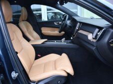 Volvo XC60 T8 RECHARGE AWD REZERVACE - 16