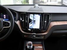 Volvo XC60 T8 RECHARGE AWD REZERVACE - 6