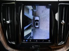 Volvo XC60 T8 RECHARGE AWD REZERVACE - 35