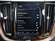 Volvo XC60 T8 RECHARGE AWD REZERVACE - 40