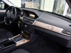 Mercedes-Benz Třídy E 220CDI ELEGANCE 125kW - 17