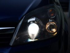 Opel Astra 1.6i 77kW KLIMA XENON - 14