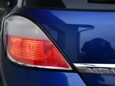 Opel Astra 1.6i 77kW KLIMA XENON - 15