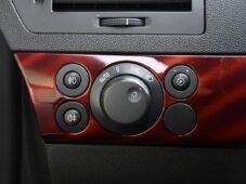 Opel Astra 1.6i 77kW KLIMA XENON - 21