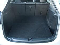 Tesla Model Y RWD PANO 35tis.KM - 27