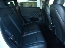 Tesla Model Y RWD PANO 35tis.KM - 20