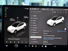 Tesla Model Y RWD PANO 35tis.KM - 36