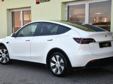 Tesla Model Y RWD PANO 35tis.KM - 2