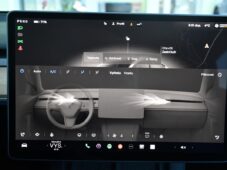 Tesla Model Y RWD PANO 35tis.KM - 40