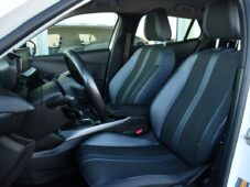 Peugeot 2008 1.2 PureTech 110 2xPNEU ČR - 14