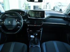Peugeot 2008 1.2 PureTech 110 2xPNEU ČR - 5