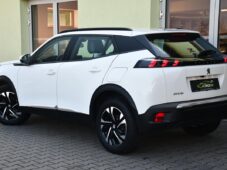 Peugeot 2008 1.2 PureTech 110 2xPNEU ČR - 3