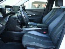 Peugeot 2008 1.2 PureTech 110 2xPNEU ČR - 13