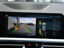 BMW Řada 3 320d xDrive TAŽNÉ PANO 1M ČR - 41