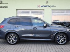 BMW X5 M50d ZÁRUKA TAŽNÉ HUD H/K ČR - 11