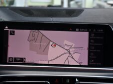 BMW X5 M50d ZÁRUKA TAŽNÉ HUD H/K ČR - 28