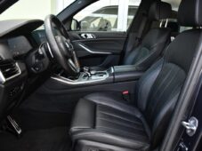 BMW X5 M50d ZÁRUKA TAŽNÉ HUD H/K ČR - 12