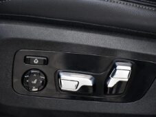 BMW X5 M50d ZÁRUKA TAŽNÉ HUD H/K ČR - 40