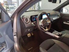 Mercedes-Benz EQB 300 4matic AMG PŘIPRAVUJEME - 4