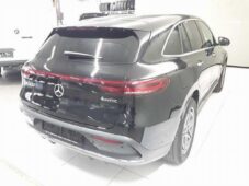 Mercedes-Benz EQC 400 4MATIC AMG PŘIPRAVUJEME - 3