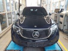Mercedes-Benz EQC 400 4MATIC PŘIPRAVUJEME - 4