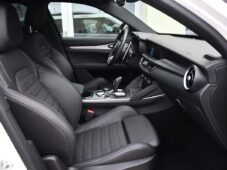 Alfa Romeo Stelvio VELOCE Q4 1M ZÁRUKA - 16