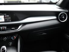 Alfa Romeo Stelvio VELOCE Q4 1M ZÁRUKA - 7