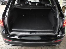Mercedes-Benz GLC 300e 4MATIC AMG TAŽNÉ 1M ČR - 23